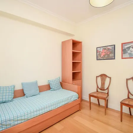 Cozy Near The * Estoril