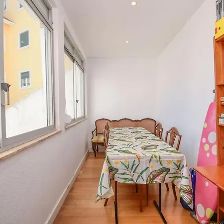Apartment Cozy Near The Estoril